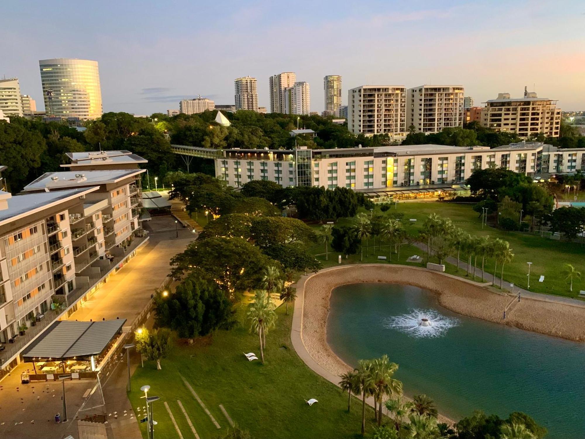 Serenity Splendour At Darwin Waterfront Apartment ภายนอก รูปภาพ