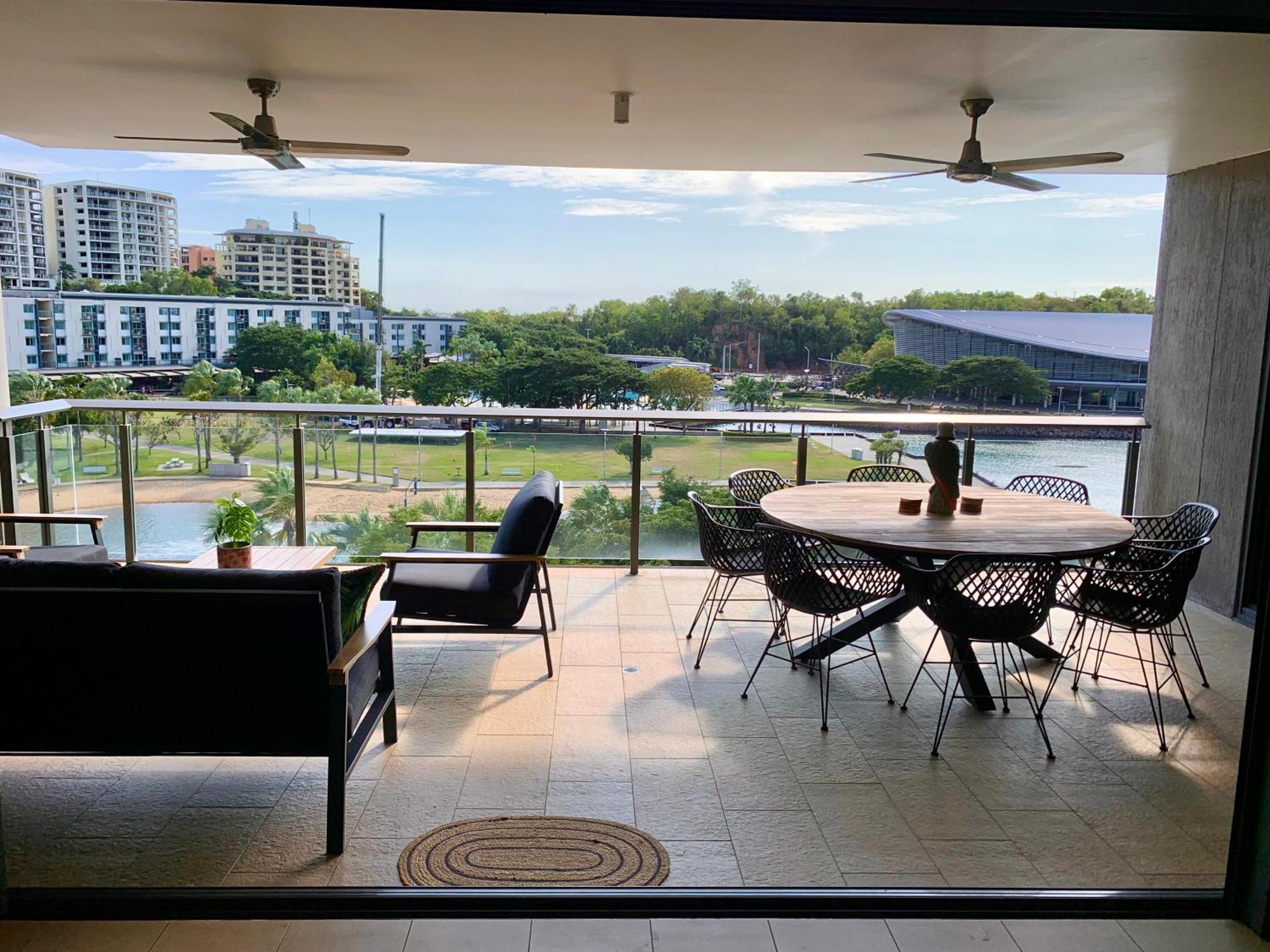 Serenity Splendour At Darwin Waterfront Apartment ภายนอก รูปภาพ